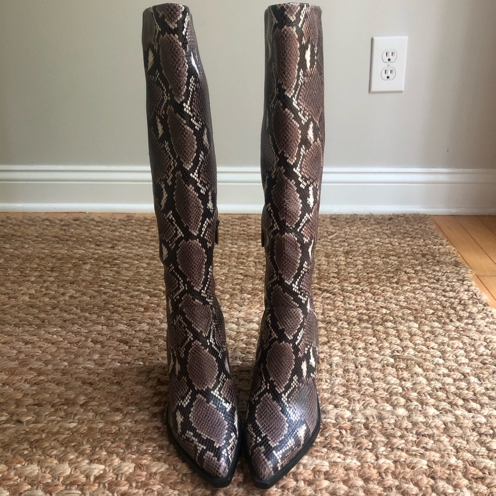 Vince Camuto Gravana Knee High Boots. Size 7.5 - Picture 8 of 15